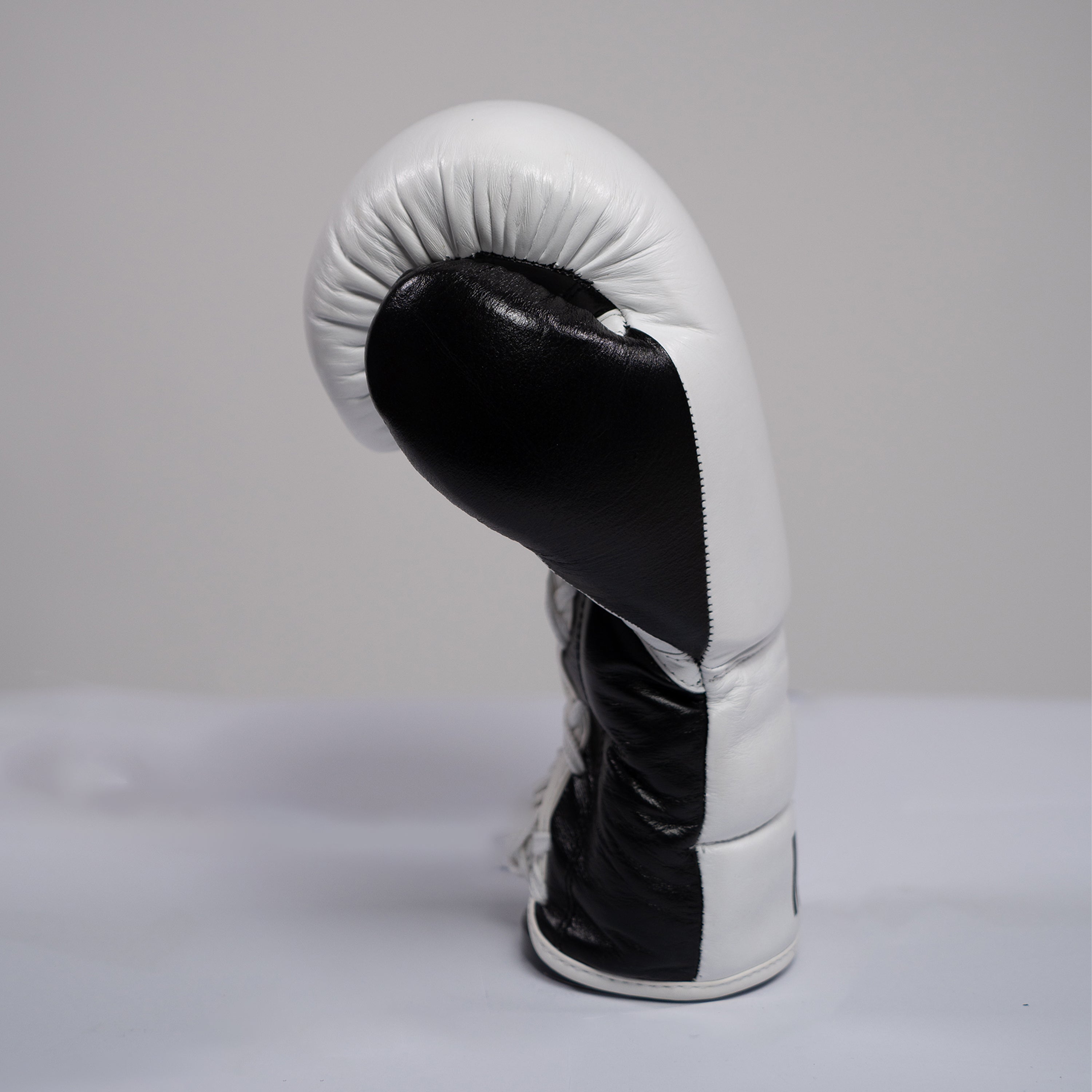 MA1 Elite Leather Lace up Gloves - White